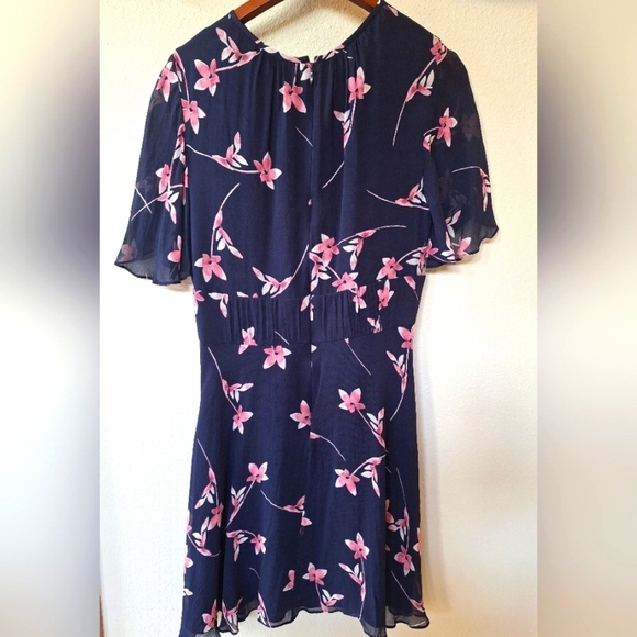 Shoshanna Womens 100% Silk Navy/Pink Floral Flutter Sleeve Dress Size 8 - Picture 10 of 10
